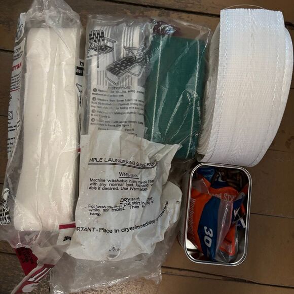 No Brand Other - Lot Of Lawn Chair Replacement Webbing With Screws